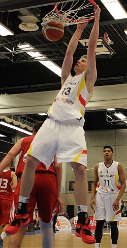 AST2016-GER-TUR-Lagerpusch-Dunk-250