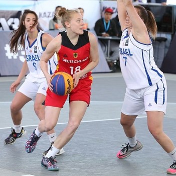 BueschelLena3x3-WM2016-500