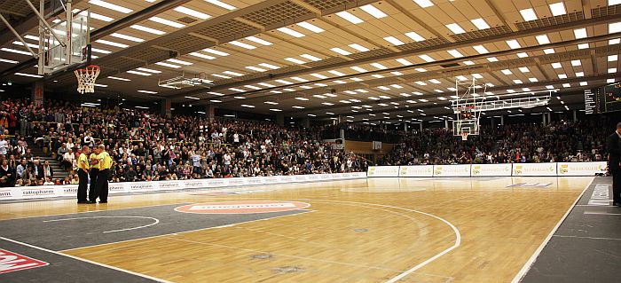 Kuhberghalle-700