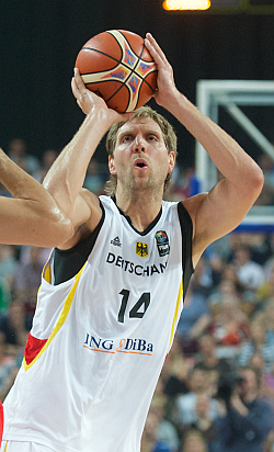 NowitzkiDirk2015vsCRO-250