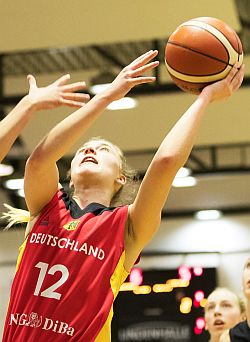 RosemeyerNina2017vsLIT-250