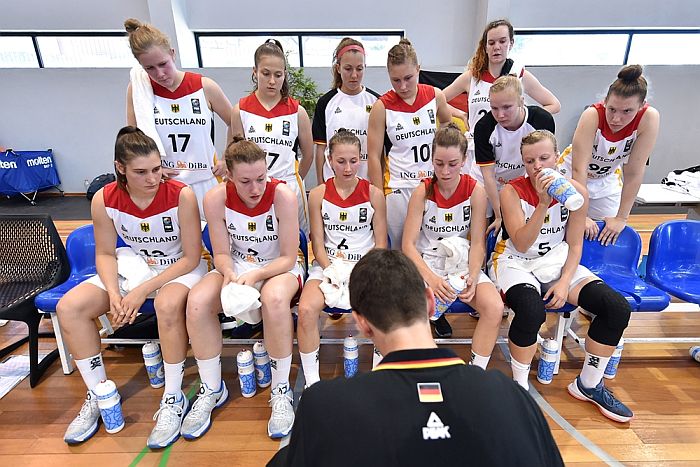 U20-Maedchen2016Auszeit-700