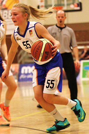 WNBL2015RTVSchiffer-300