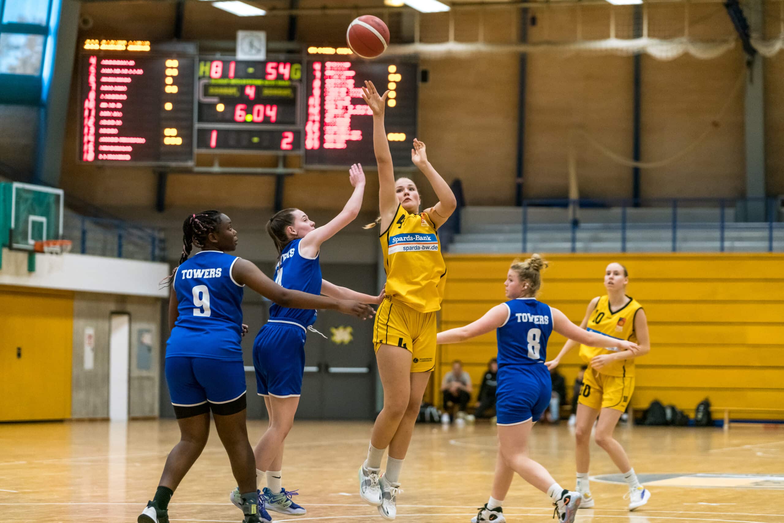 WNBL2022-23LuBu-Schuster-Weber