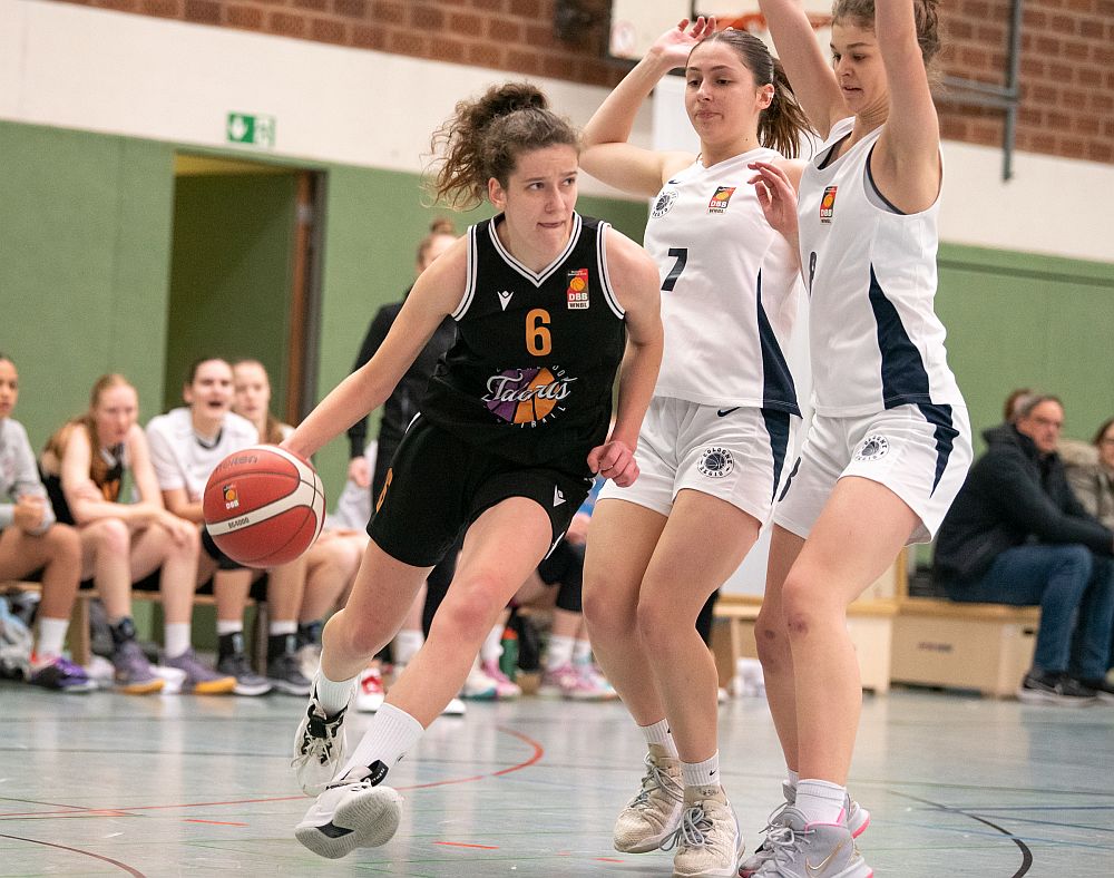WNBL2022-23-Talents_BonnRhöndorf_Pauline_Bantes_Foto_Jan_Fante