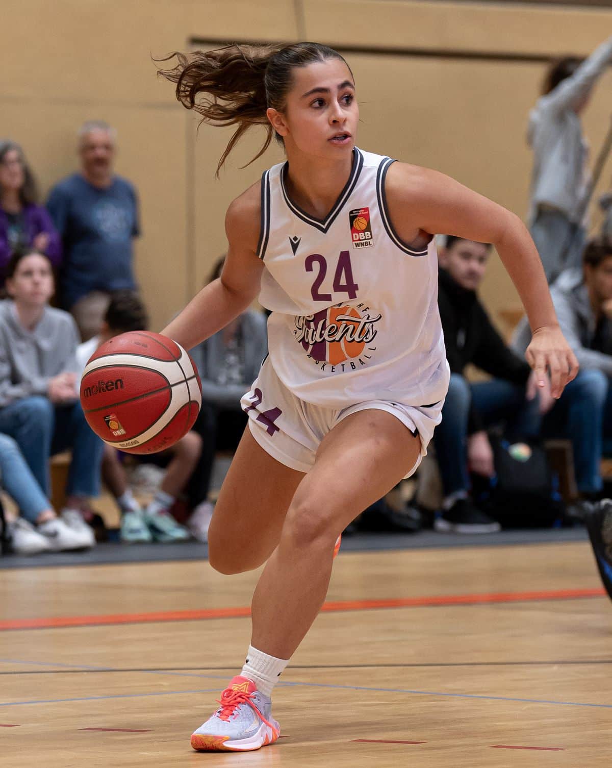 WNBL23-24-Talents_BonnRhoendorf_Nilofar_Karimi_Foto_Jan_Fante