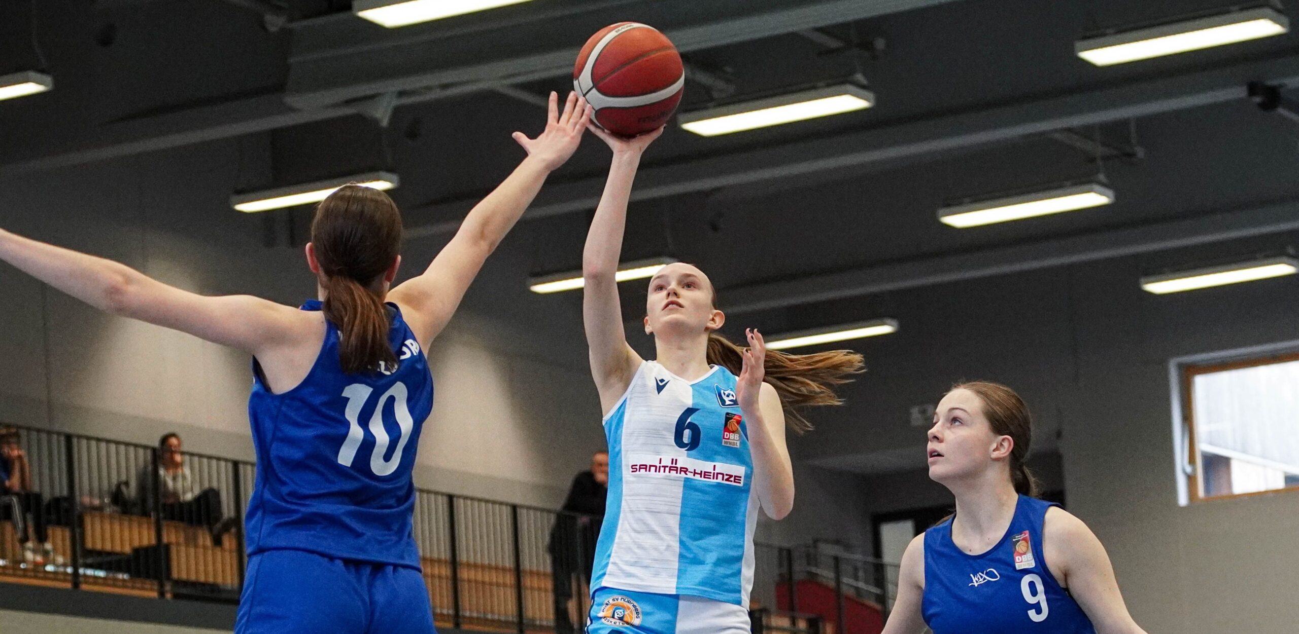 WNBL-23-24PostSV-MainSharks#6NoemiSchoenauer_landscape