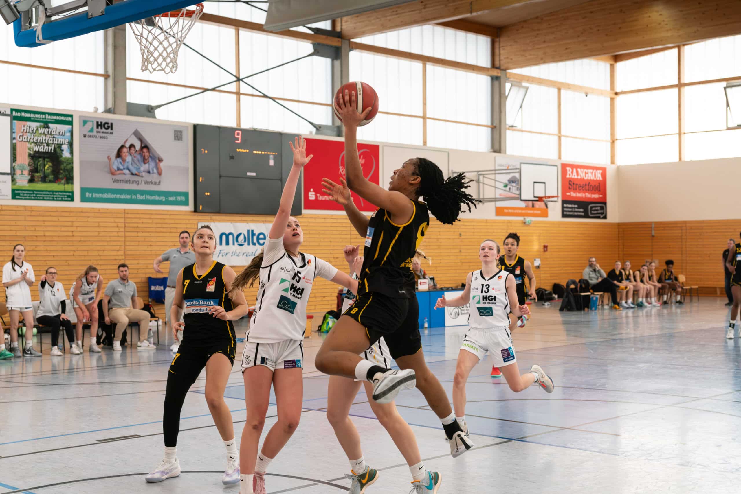 WNBL23-24-Maitra-EmangaNoupoue