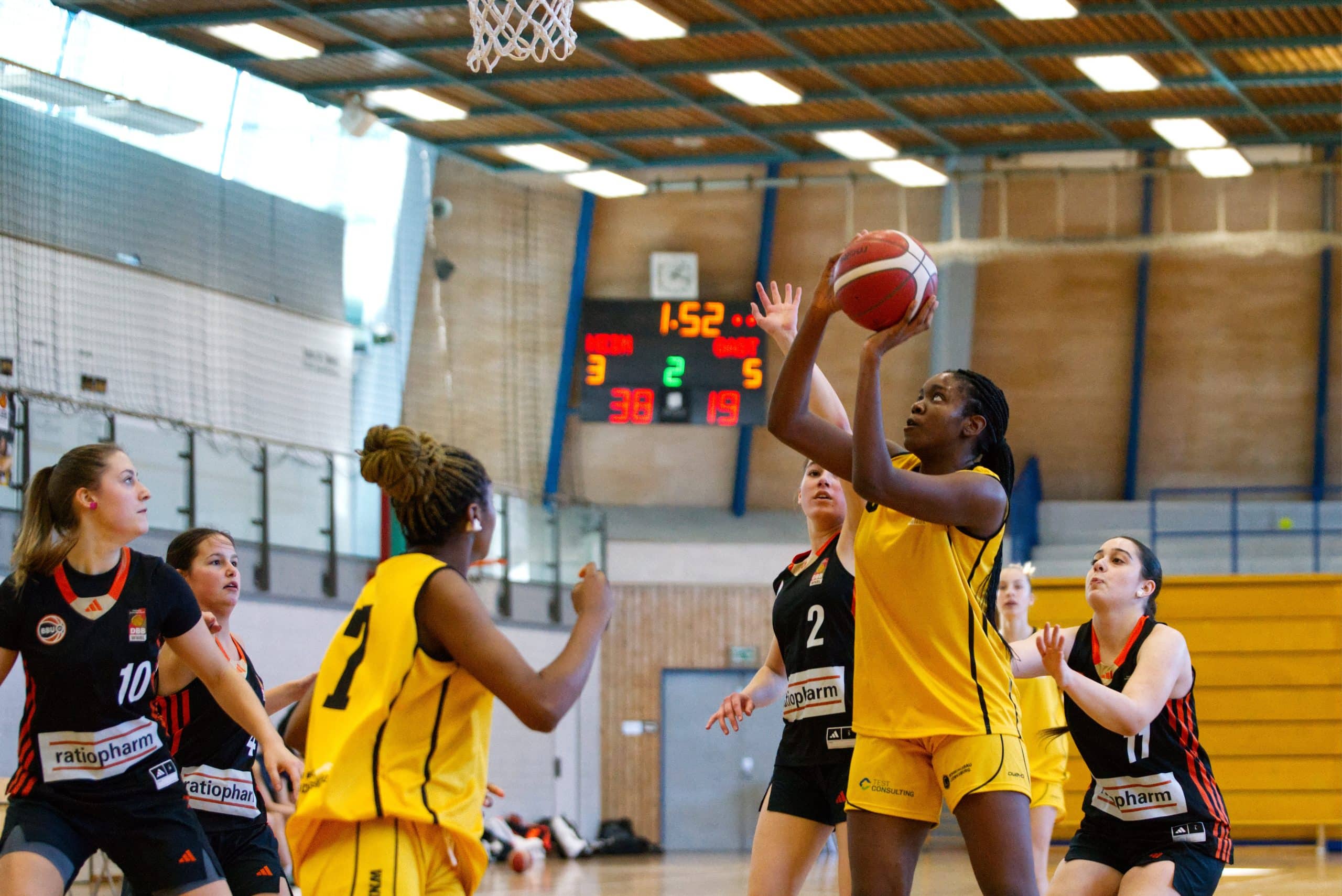 WNBL24-25-ArmbrustPaula