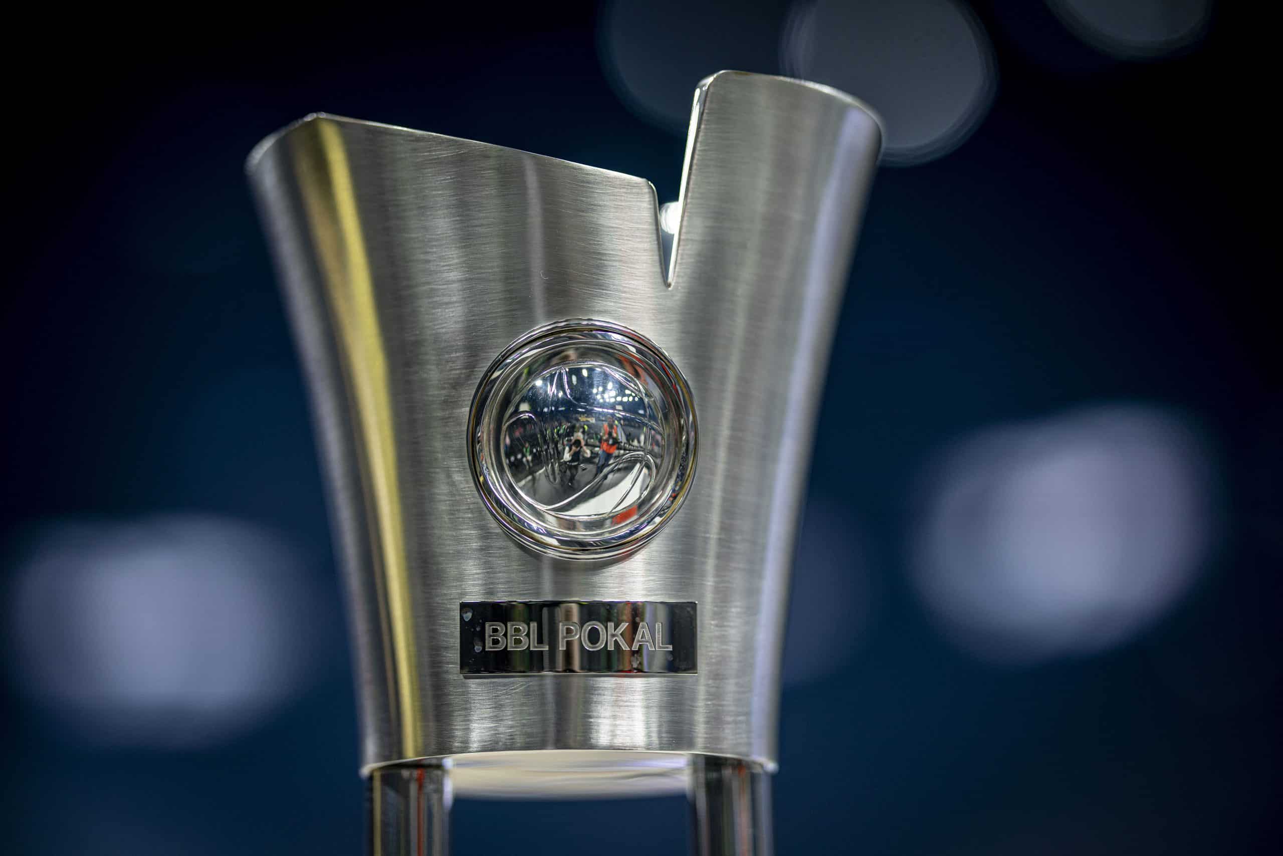 BBL Pokal
FC Bayern München vs BMA365 Bamberg
Easy Credit BBL Saison 2025/26
Pokal Final Four 2026 Halbfinale
SAP Garden 21.02.2026
Copyright by : sampics Photographie
Bierbaumstrasse 6
81243 München
TEL.: ++49/89/82908620 , FAX : ++49/89/82908621 , E-mail : sampics@t-online.de
Bankverbindung : Hypovereinsbank München  Konto : 1640175229 , BLZ 70020270 
IBAN : DE78700202701640175229   BIC HYVEDEMMXXX
weitere Motive finden sie unter :  www.augenklick.de